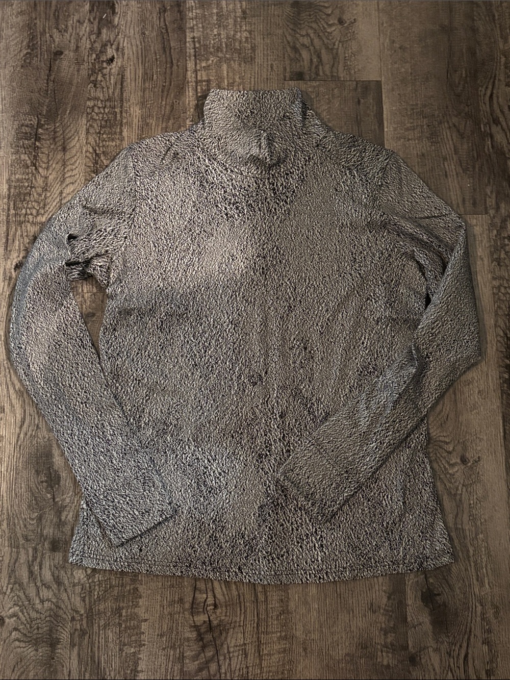 Lululemon Turtleneck Long Sleeve - Black and White Pattern - Size 12